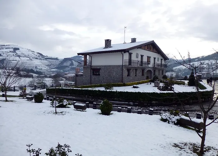 Txanpardin Country house Azpeitia